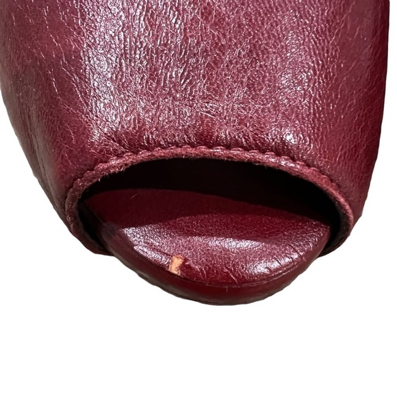 Gianni Bini Red Leather Peep Toe Platform Heels Size 7 1/2 Women’s - Picture 9 of 9